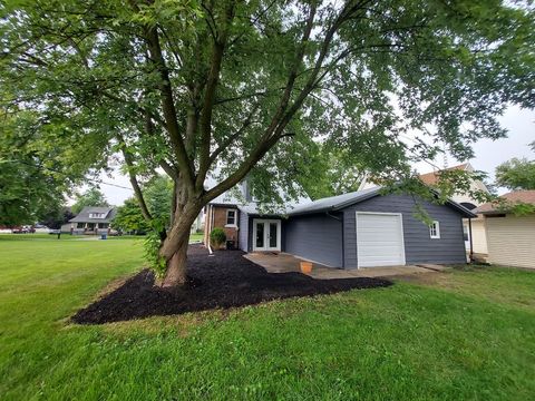 Tiny photo for 410 S Main Street, Flanagan, IL 61740 (MLS # 12446162)