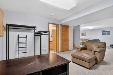 Tiny photo for 39 W Vandermeer Drive, Antioch, IL 60002 (MLS # 12560063)