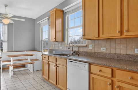 Tiny photo for 39 W Vandermeer Drive, Antioch, IL 60002 (MLS # 12560063)