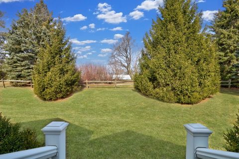 Tiny photo for 39 W Vandermeer Drive, Antioch, IL 60002 (MLS # 12560063)