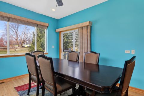 Tiny photo for 39 W Vandermeer Drive, Antioch, IL 60002 (MLS # 12560063)