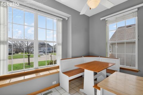 Tiny photo for 39 W Vandermeer Drive, Antioch, IL 60002 (MLS # 12560063)