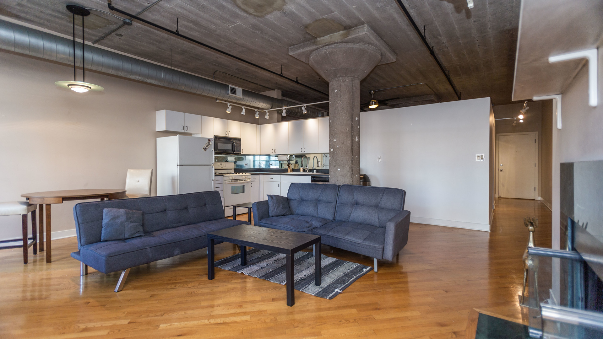 411 W Ontario Street 516