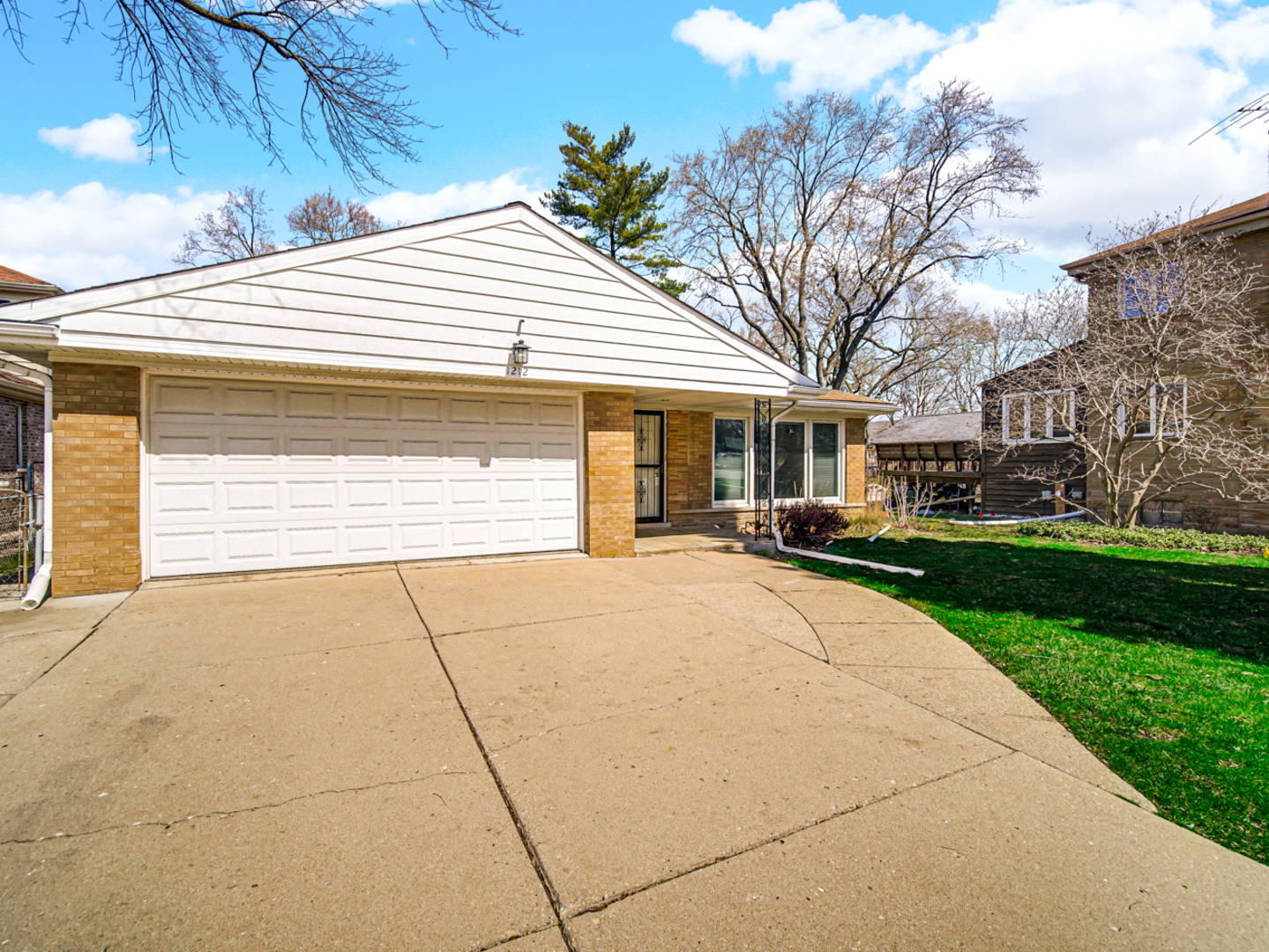1212 W Talcott Road