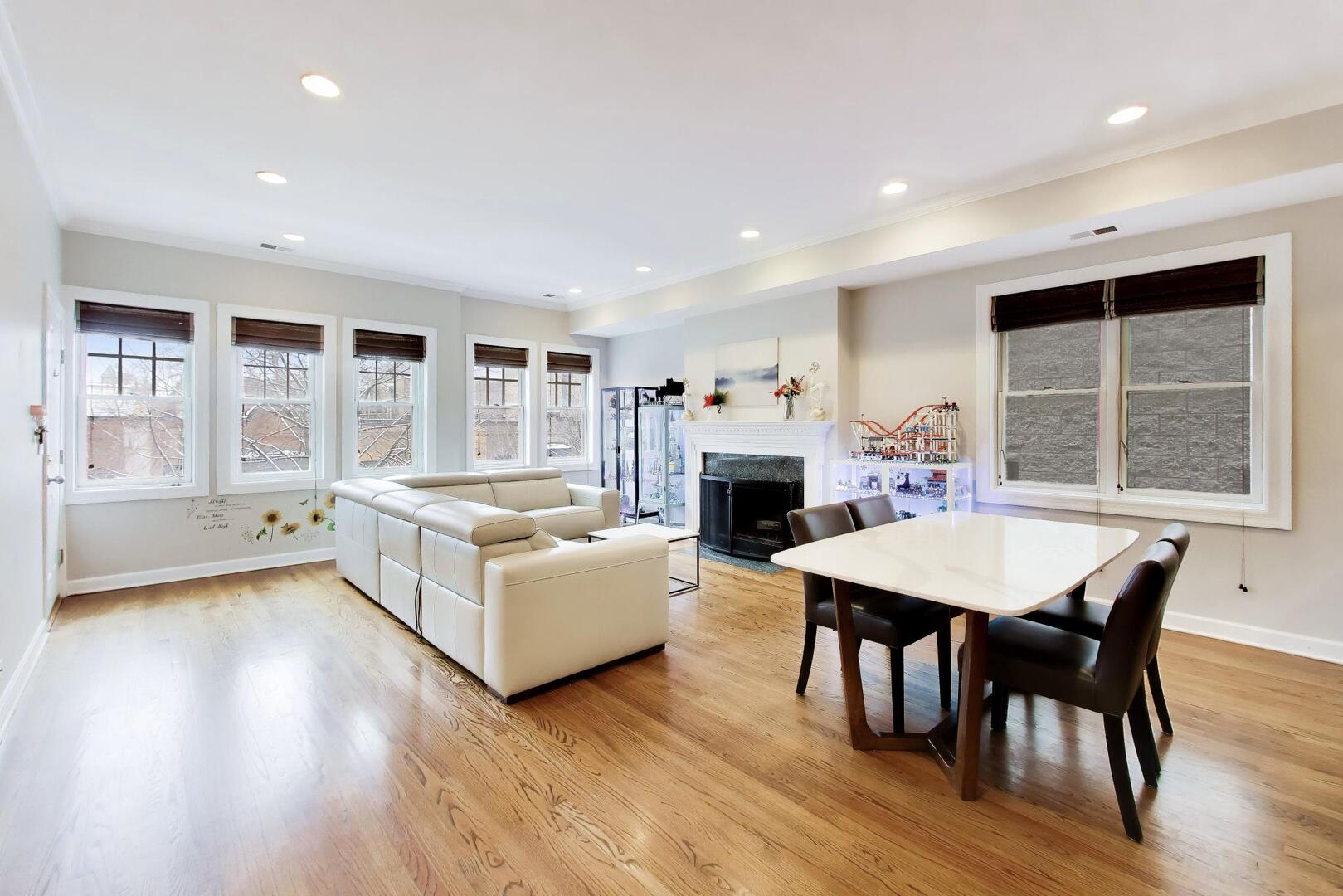 618 W Oakdale Avenue 4