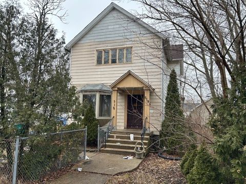 Photo of 519 N Broadway Street, Joliet, IL 60435 (MLS # 12588134)