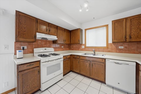 Tiny photo for 130 Lasalle Road, Streamwood, IL 60107 (MLS # 12753448)