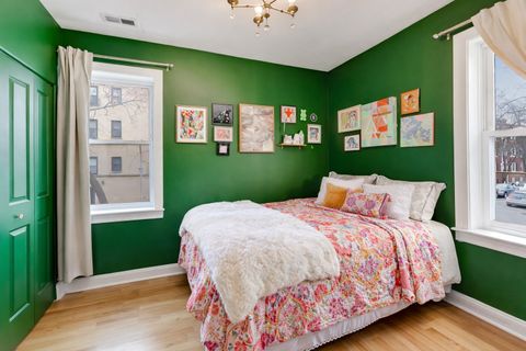 Tiny photo for 2000 W Greenleaf Avenue #1, Chicago, IL 60645 (MLS # 12609231)