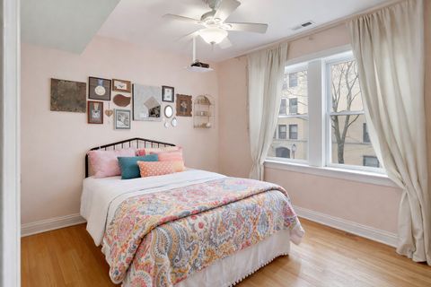 Tiny photo for 2000 W Greenleaf Avenue #1, Chicago, IL 60645 (MLS # 12609231)