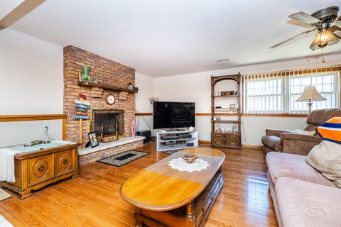 Tiny photo for 7924 W 79th Place, Bridgeview, IL 60455 (MLS # 12693663)