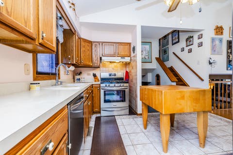 Tiny photo for 7924 W 79th Place, Bridgeview, IL 60455 (MLS # 12693663)