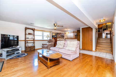 Tiny photo for 7924 W 79th Place, Bridgeview, IL 60455 (MLS # 12693663)