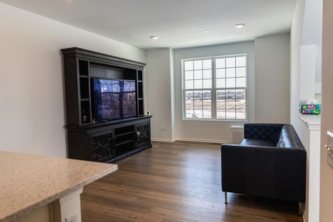 Tiny photo for 9256 Harlowe Lane, Orland Park, IL 60462 (MLS # 12577778)