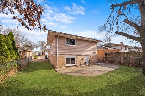 A home in Dolton