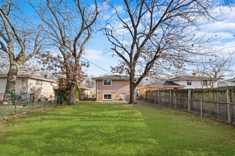 A home in Dolton