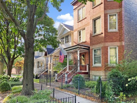 1934 W Grace Street 2 Chicago IL 60613