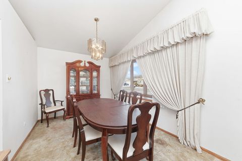 Tiny photo for 5841 W 75th Place, Burbank, IL 60459 (MLS # 12523821)