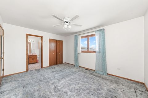 Tiny photo for 5841 W 75th Place, Burbank, IL 60459 (MLS # 12523821)