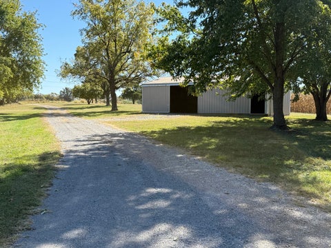 Tiny photo for 15011 Fowler School Road, Marion, IL 62959 (MLS # 12779587)