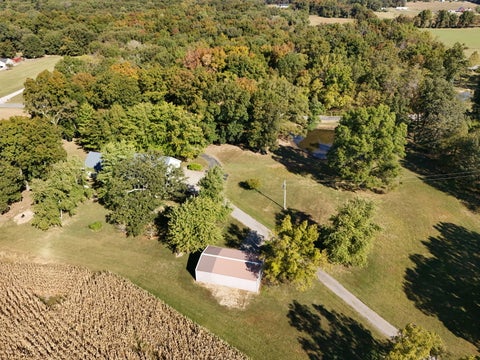Tiny photo for 15011 Fowler School Road, Marion, IL 62959 (MLS # 12779587)