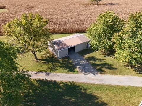 Tiny photo for 15011 Fowler School Road, Marion, IL 62959 (MLS # 12779587)