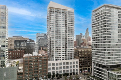 Photo of 701 S Wells Street #2803, Chicago, IL 60607 (MLS # 12758569)