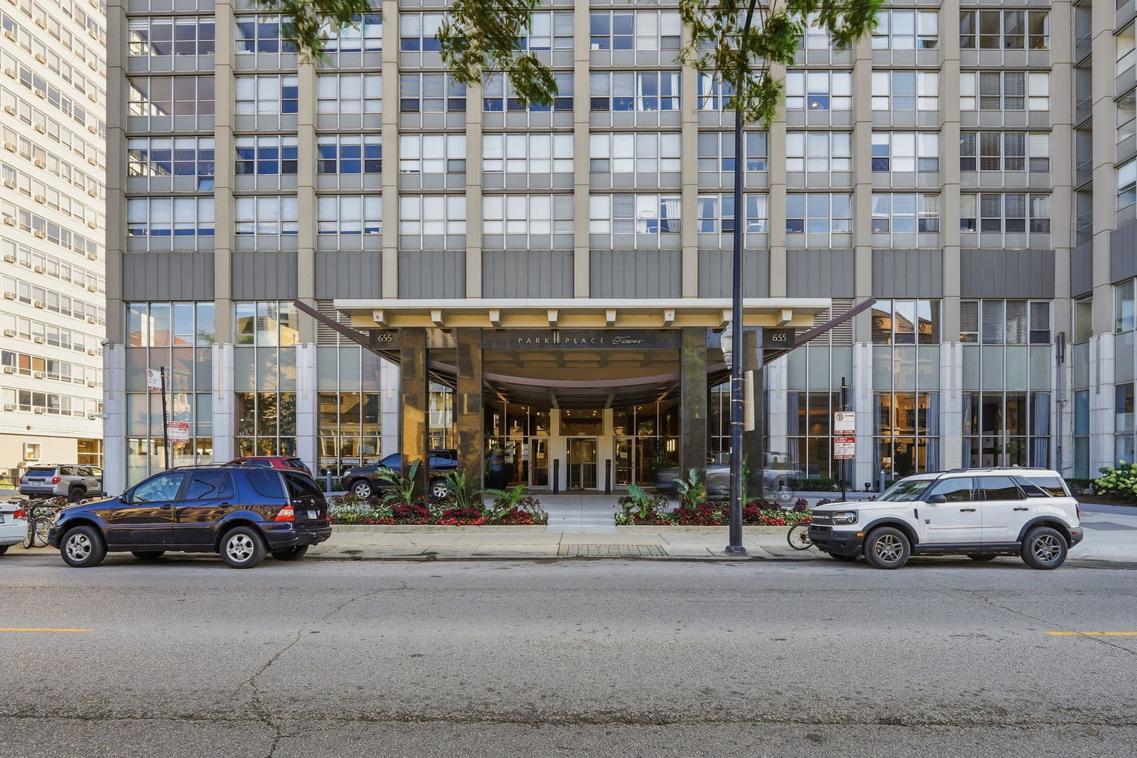 655 W Irving Park Road 3404