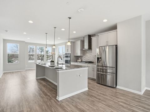 Tiny photo for 3565 Mulligan Drive, Woodridge, IL 60517 (MLS # 12577220)