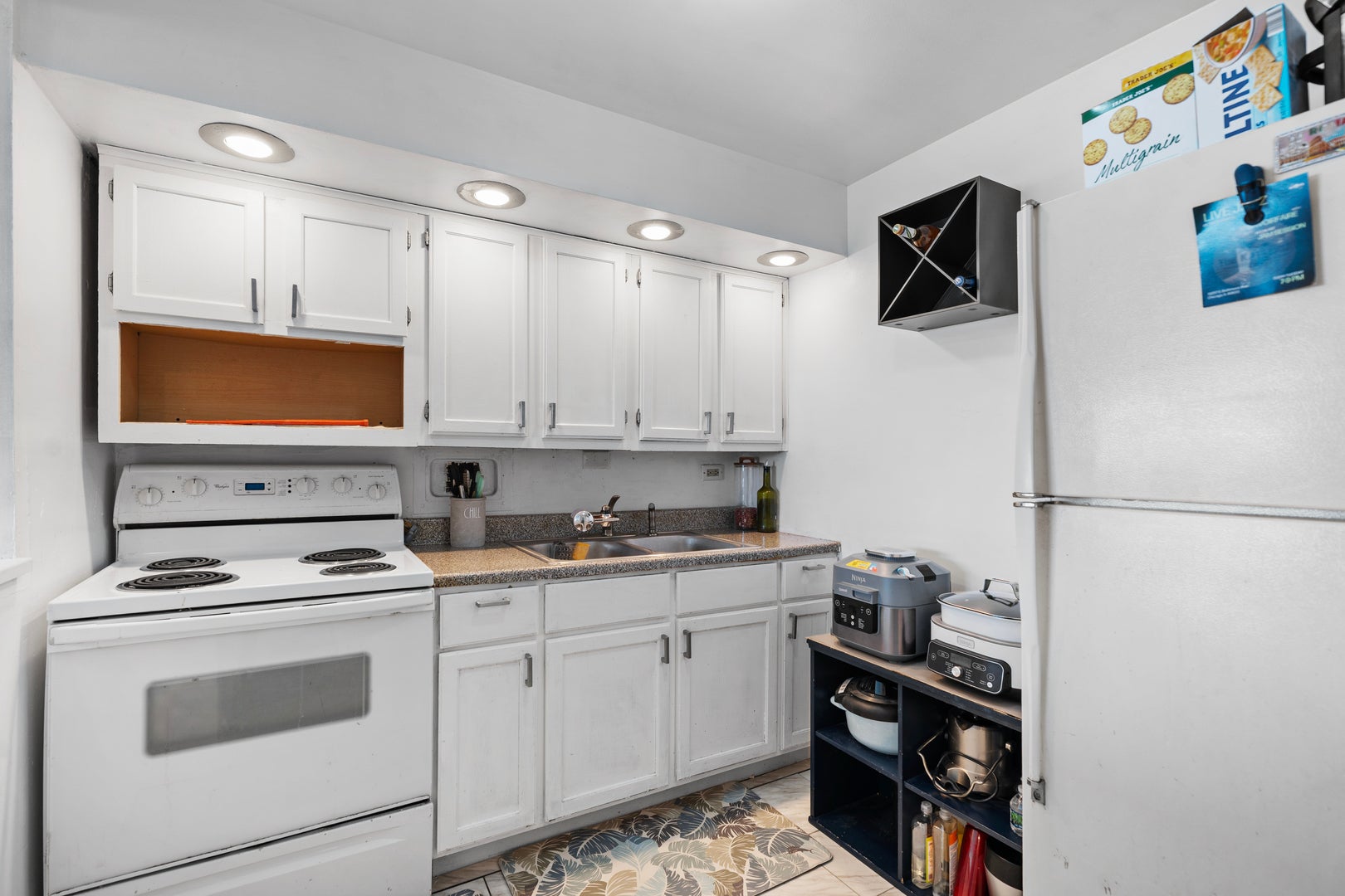 7337 S South Shore Drive 1419