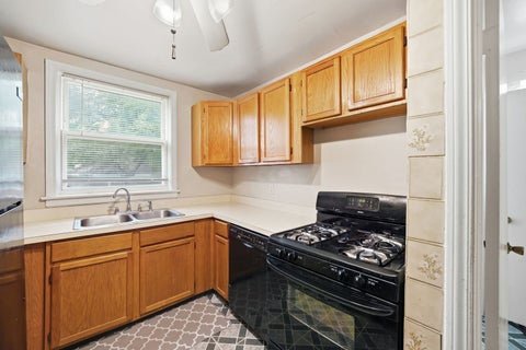 Tiny photo for 7559 S Hoyne Avenue, Chicago, IL 60620 (MLS # 12762754)