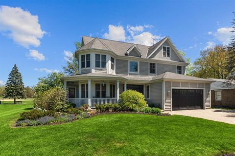 845 Woodward Avenue Deerfield IL 60015