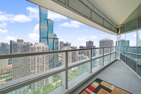 Tiny photo for 340 E RANDOLPH Street #4304, Chicago, IL 60601 (MLS # 12707775)