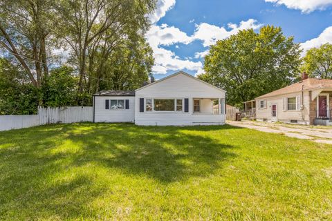 Tiny photo for 313 Grand Boulevard, Loves Park, IL 61111 (MLS # 12592363)