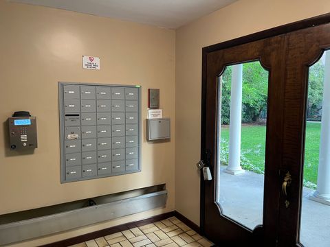 Tiny photo for 415 Wesley Avenue #21, Oak Park, IL 60302 (MLS # 12406492)