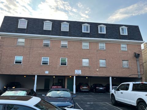 Tiny photo for 415 Wesley Avenue #21, Oak Park, IL 60302 (MLS # 12406492)