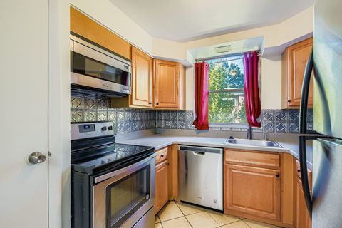 Tiny photo for 415 Wesley Avenue #21, Oak Park, IL 60302 (MLS # 12406492)