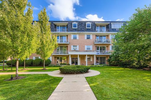 Photo of 415 Wesley Avenue #21, Oak Park, IL 60302 (MLS # 12406492)