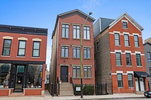 2237 N Clybourn Avenue 3 Chicago IL 60614