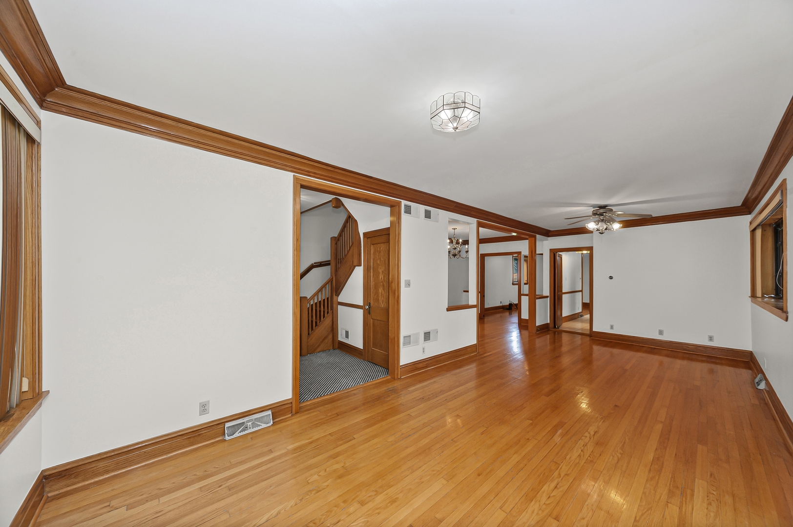 3011 S Emerald Avenue