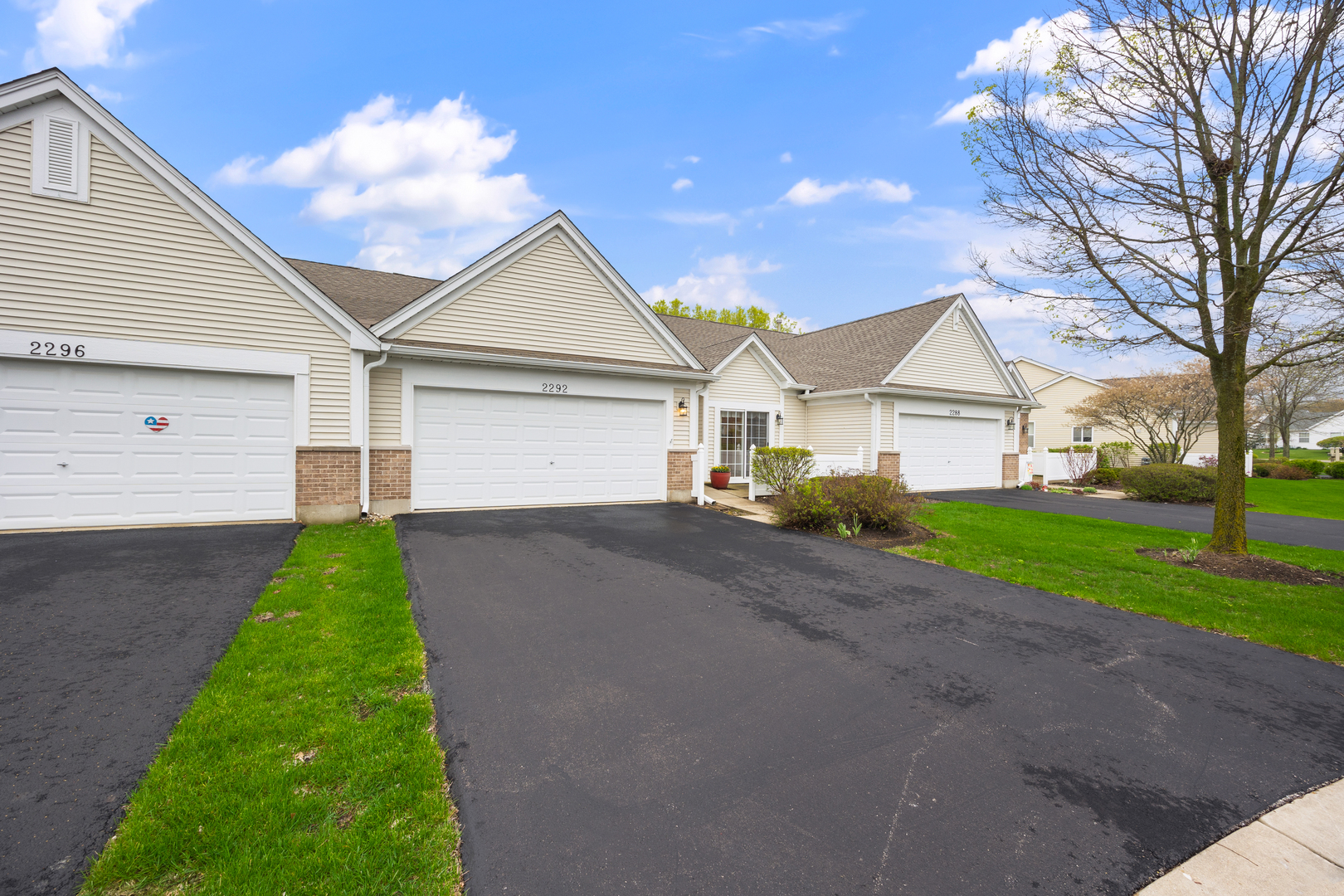 2292 Ashbrook Lane