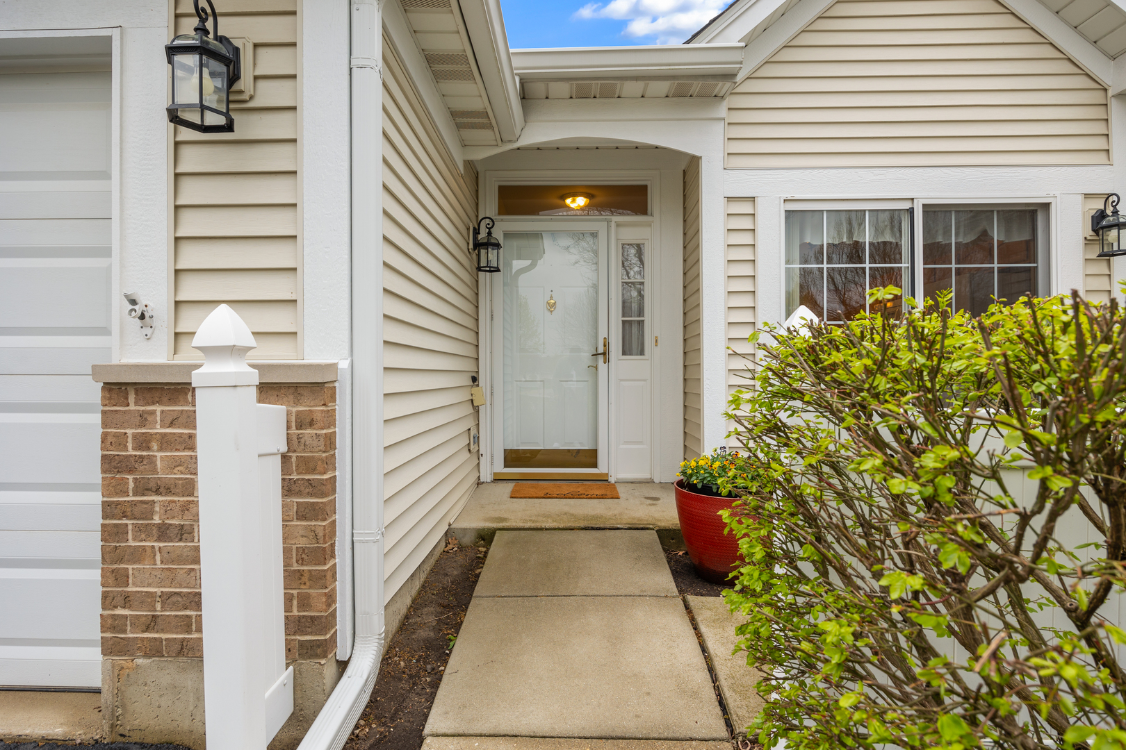 2292 Ashbrook Lane