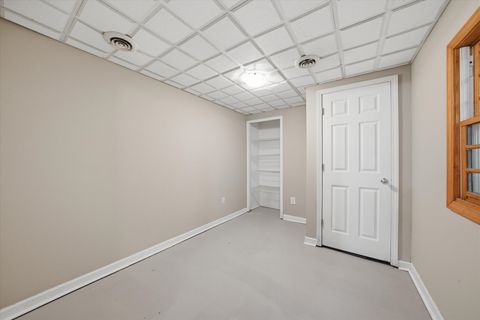 Tiny photo for 2824 WHITEHALL Lane, Naperville, IL 60564 (MLS # 12614563)