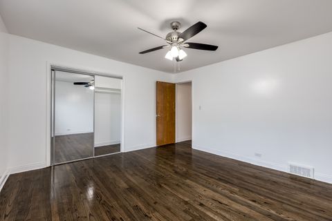 Tiny photo for 5107 N SPRINGFIELD Avenue #B, Chicago, IL 60625 (MLS # 12415427)