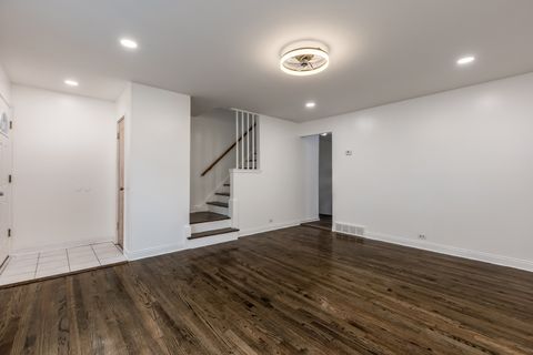 Tiny photo for 5107 N SPRINGFIELD Avenue #B, Chicago, IL 60625 (MLS # 12415427)