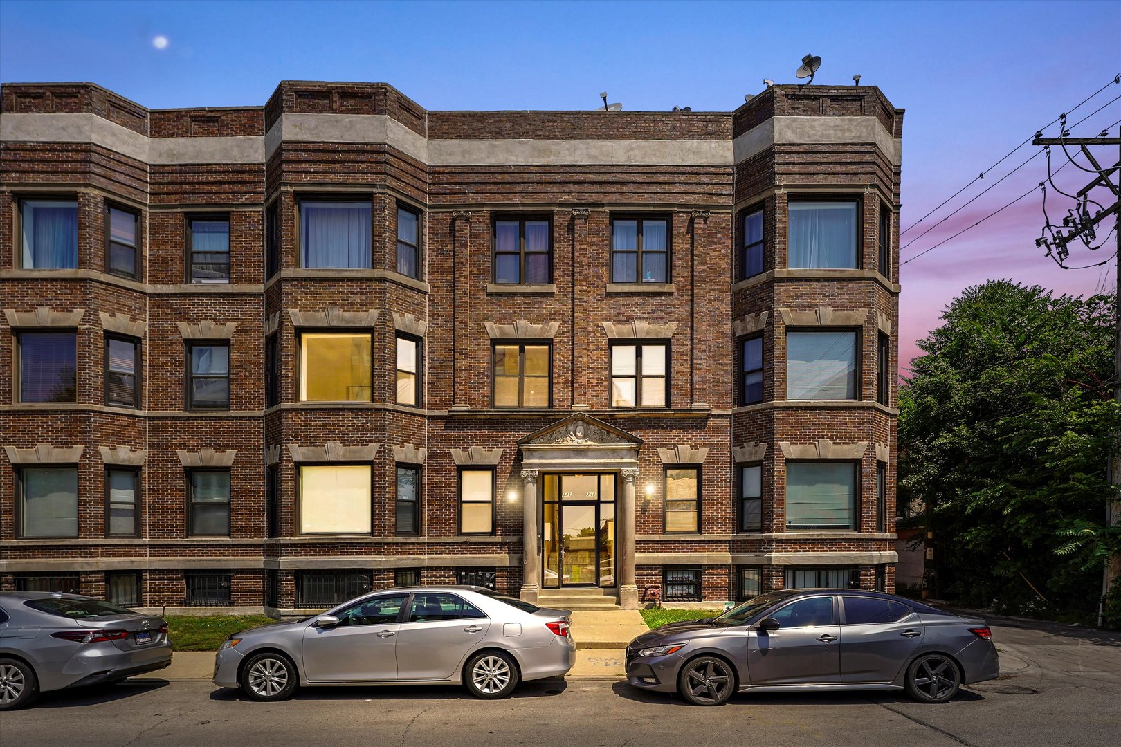 348 E 41ST Street 1