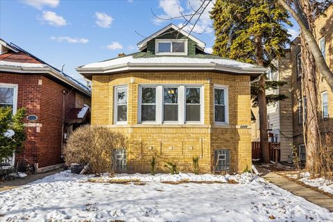 Photo of 2820 N Sayre Avenue, Chicago, IL 60634 (MLS # 12517556)