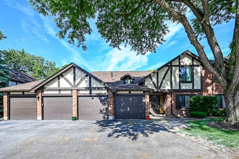 Photo of 11212 Cottonwood Drive #23B, Palos Hills, IL 60465 (MLS # 12660284)