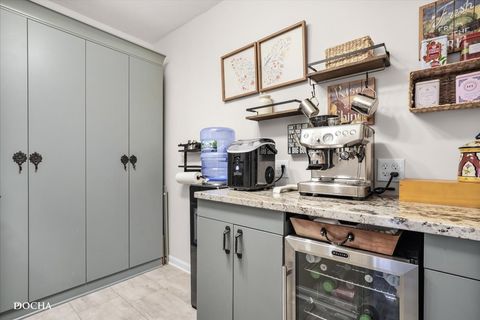 Tiny photo for Aurora, IL 60506 (MLS # 12630469)