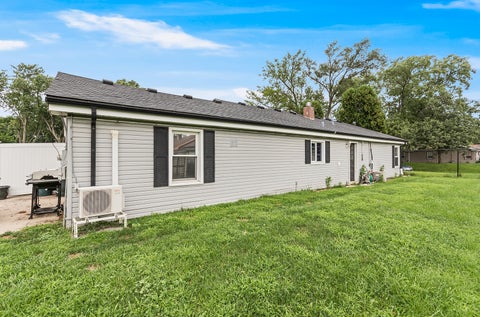 Tiny photo for 6855 W 113th Street, Worth, IL 60482 (MLS # 12736748)