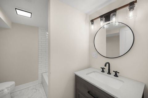 Tiny photo for 3641 N Hermitage Avenue, Chicago, IL 60613 (MLS # 12582755)